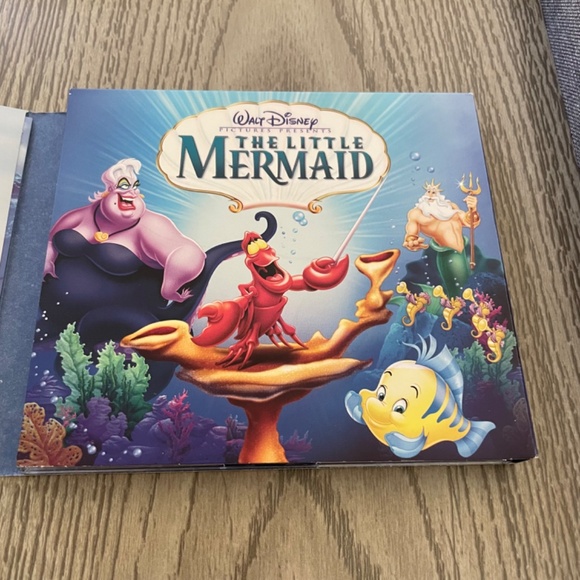Walt Disney The Little Mermaid Soundtrack 2-Disk Special Edition - Picture 3 of 9